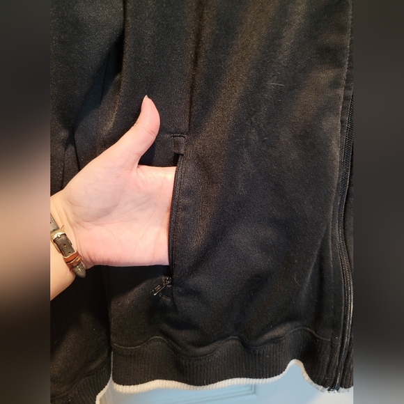 Hudson's Bay Company Team Canada black Olympic zip up sweater. Size Large. - Picture 7 of 8